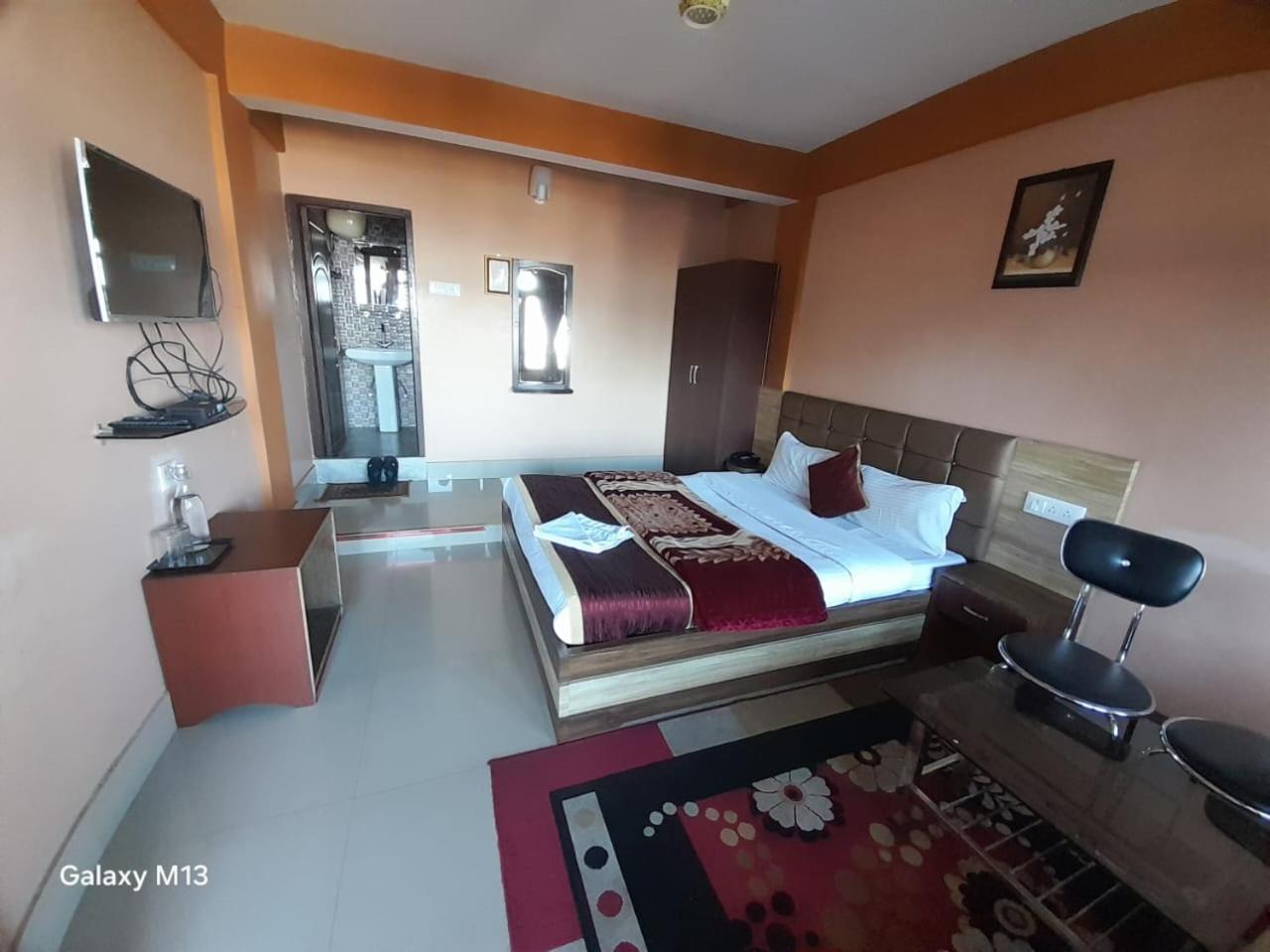 Hotel Jaswin Shanti Priya Darjeeling  Esterno foto